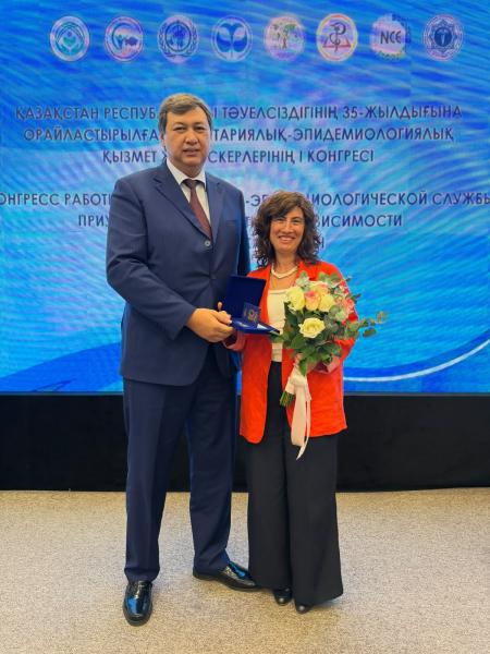ҚАЗАҚСТАН РЕСПУБЛИКАСЫНЫҢ ТӘУЕЛСІЗДІГІНІҢ 35 ЖЫЛДЫҒЫНА АРНАЛҒАН САНИТАРИЯЛЫҚ-ЭПИДЕМИОЛОГИЯЛЫҚ ҚЫЗМЕТ ҚЫЗМЕТКЕРЛЕРІНІҢ АЛҒАШҚЫ ХАЛЫҚАРАЛЫҚ КОНГРЕСІ ӨТТІ 16